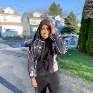 Meet your Posher, Zainab